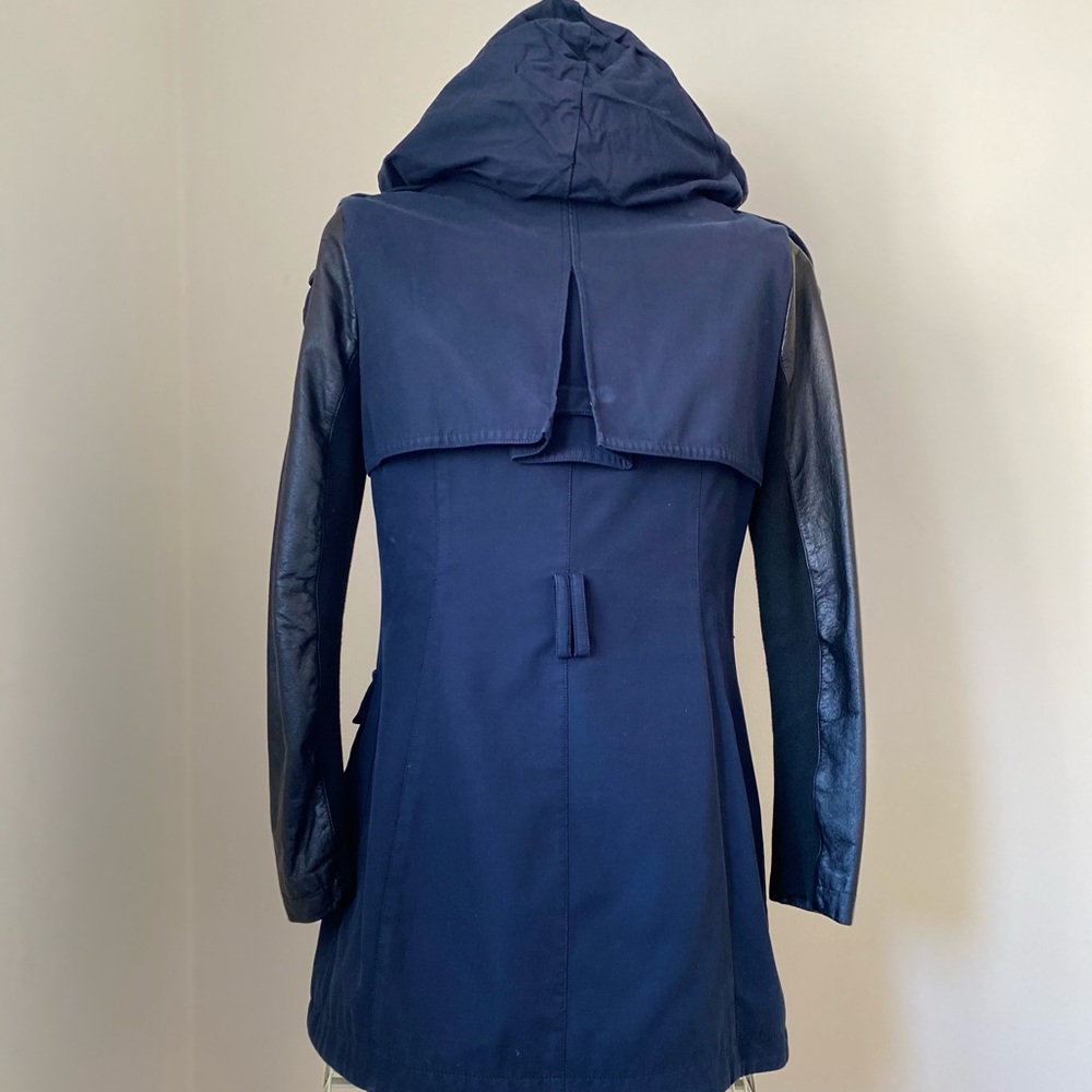 BCBG Max Azria - Jacket - Picture 2 of 4